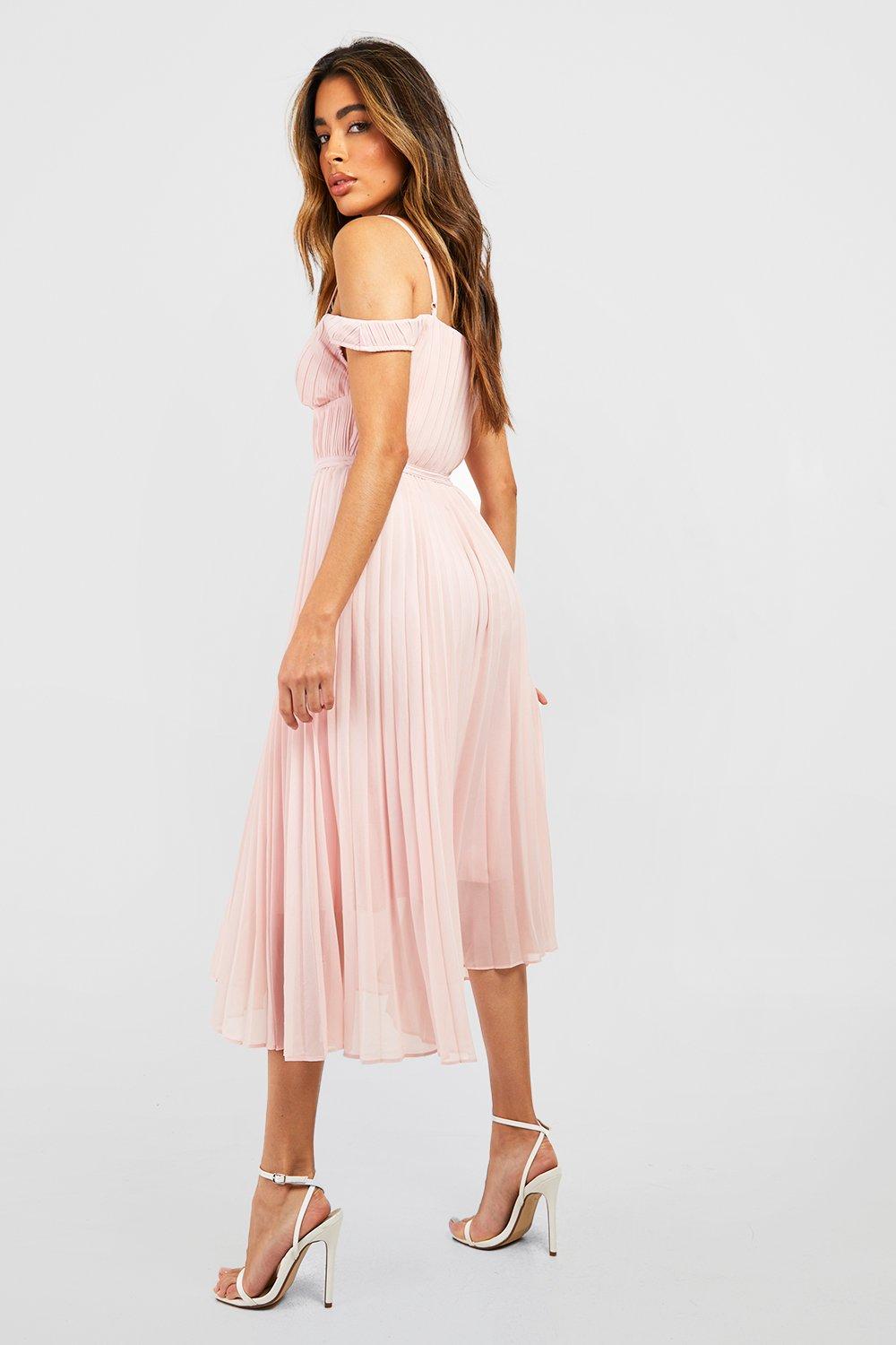 Pale pink pleated outlet dress